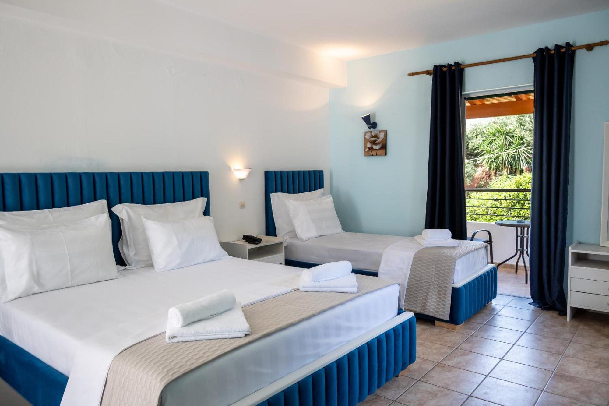 Crystal Blue Hotel, Aparthotel 3*